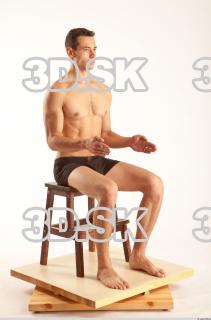 Sitting reference of Levoslav 0014